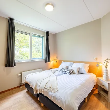 Holiday home Detached House With Sauna And Whirlpool, 19 Km From Hoorn Andijk
